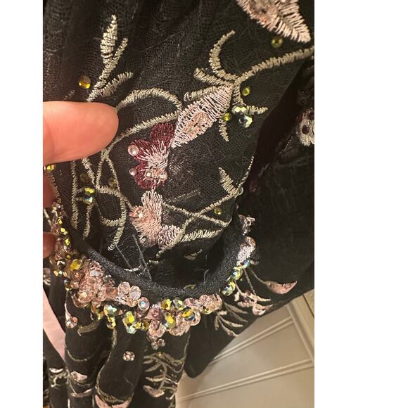 Mac Duggal Floral Embroidered Long Sleeve Dress Black Pink Plus Sz 22 NWT 20476 - Picture 10 of 16